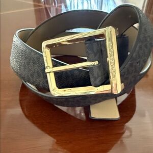 Micheal Kors belt